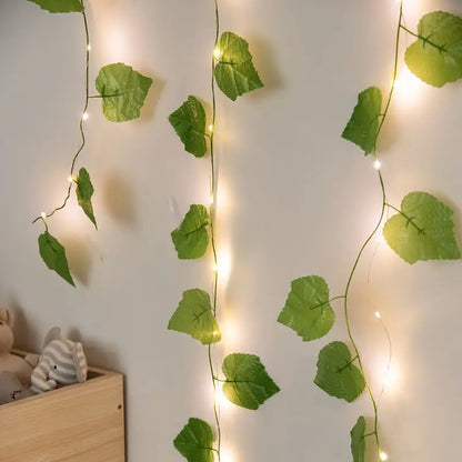 LED Grape Leaf String Lights for New Year Decor (2m)