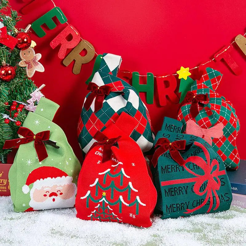 Christmas Festival Knitted Gift Bag Handheld Candy Bag Women Mini Knot Wrist Bag Cute Knitted Tote Bag Reusable Shopping Bags