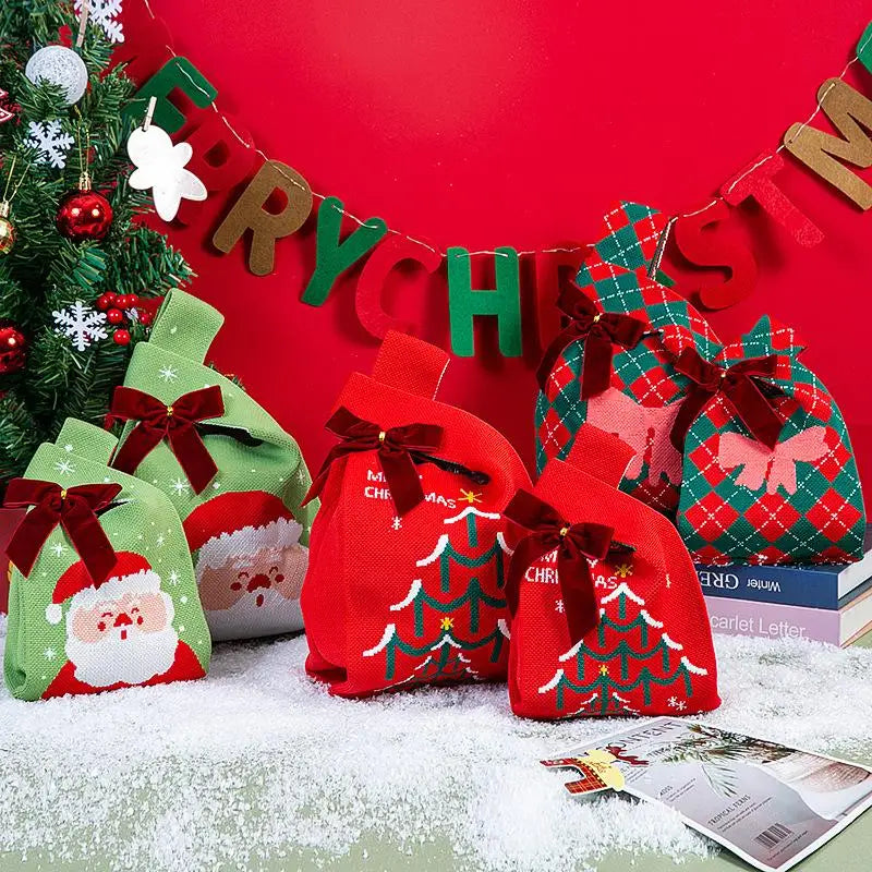 Christmas Festival Knitted Gift Bag Handheld Candy Bag Women Mini Knot Wrist Bag Cute Knitted Tote Bag Reusable Shopping Bags